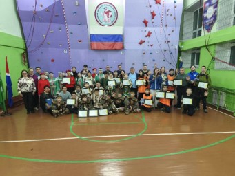 ​"Дюлэ": Небо Усть-Нюкжи покоряют юные таланты Севера!