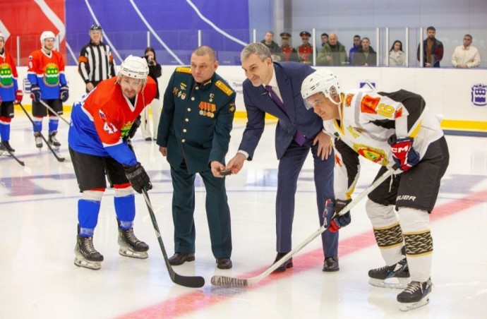 Кубок Героя России Владимира Барахтенко стартовал в Благовещенске Кубок Героя России Владимира Барахтенко стартовал в Благовещенске