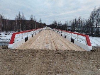 Ремонт моста через ручей Амнуннакачи завершен в Тындинском округе