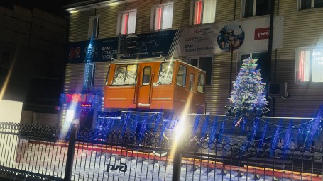 ​Дом связи зажёгся новогодними огнями