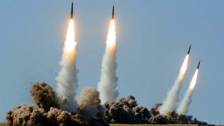 ВС РФ нанесли групповой удар по ТЦК и военному аэродрому на Украине
