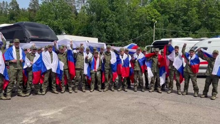Россия вернула еще одну группу военнослужащих из украинского плена