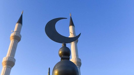 5 июня — важный мусульманский праздник День Арафа: значение в исламе, красивые открытки и поздравлен