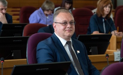 ​Депутаты Заксобрания утвердили дату выборов нового созыва