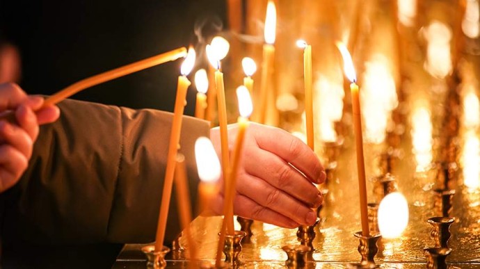 25 февраля — праздник Иверской иконы Божией Матери: от чего защищает и в чем помогает, сильная молит 25 февраля — праздник Иверской иконы Божией Матери: от чего защищает и в чем помогает, сильная молит