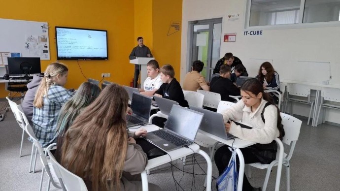 В нашем«IT-кубе» — настоящее IT-лето, и оно уже набрало отличный темп. В нашем«IT-кубе» — настоящее IT-лето, и оно уже набрало отличный темп.