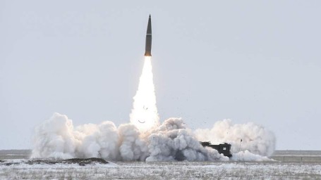 ВС РФ нанесли удары по обеспечивающим ВПК Украины объектам энергетики