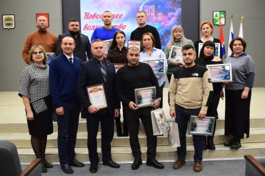 Награждение победителей конкурса "Новогоднее волшебство" в Тынде