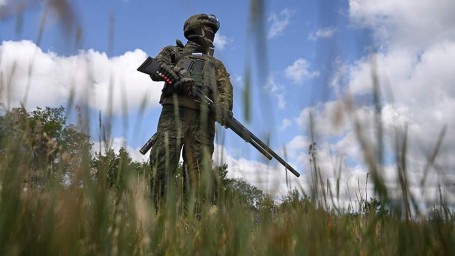 Минобороны РФ рассказало о подвигах российских военнослужащих в зоне СВО