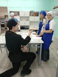 Кулинарные рыцари показали свои таланты на "Рыцарском турнире"!